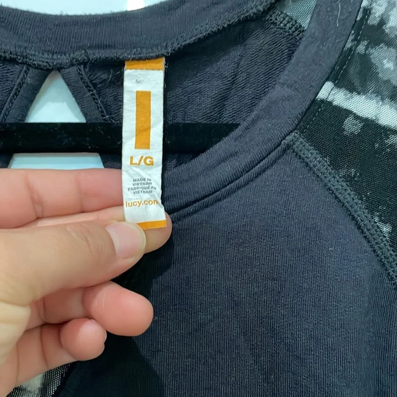 Lucy Be Still Long Sleeve Top Size Large - Picture 5 of 10